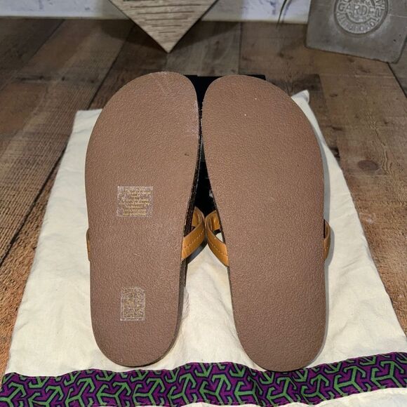 Tory Burch Miller cloud shearling carmel Slip-Oncorn/buttermilk sandals Size 7 - Picture 11 of 13